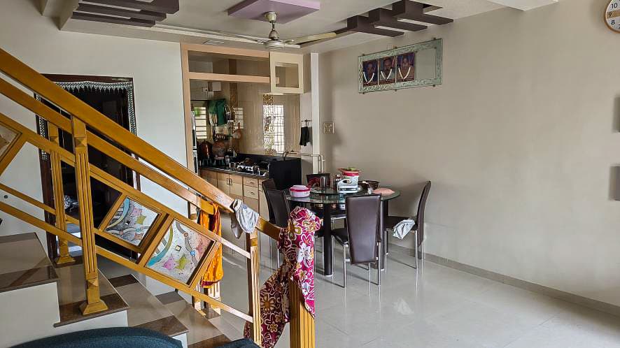 Property Photos 28