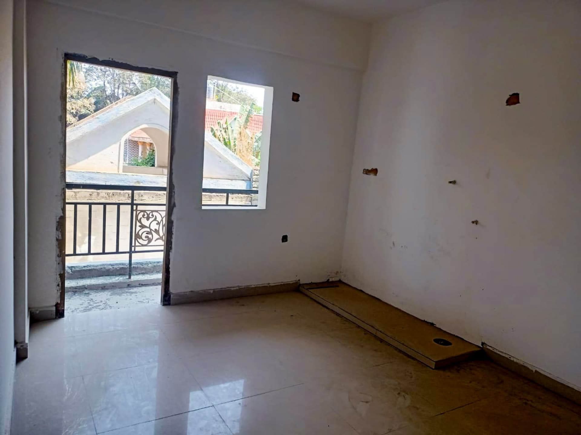 Property Photos 16