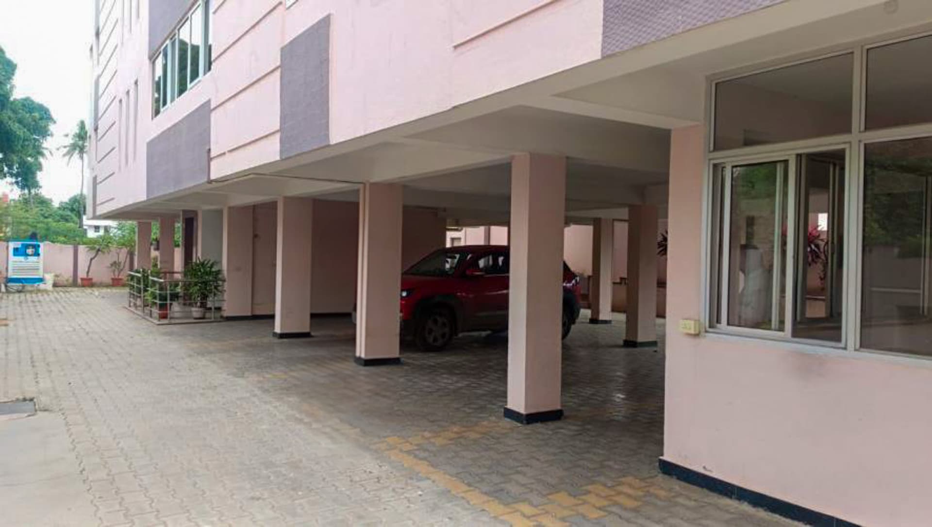 Property Photos 25