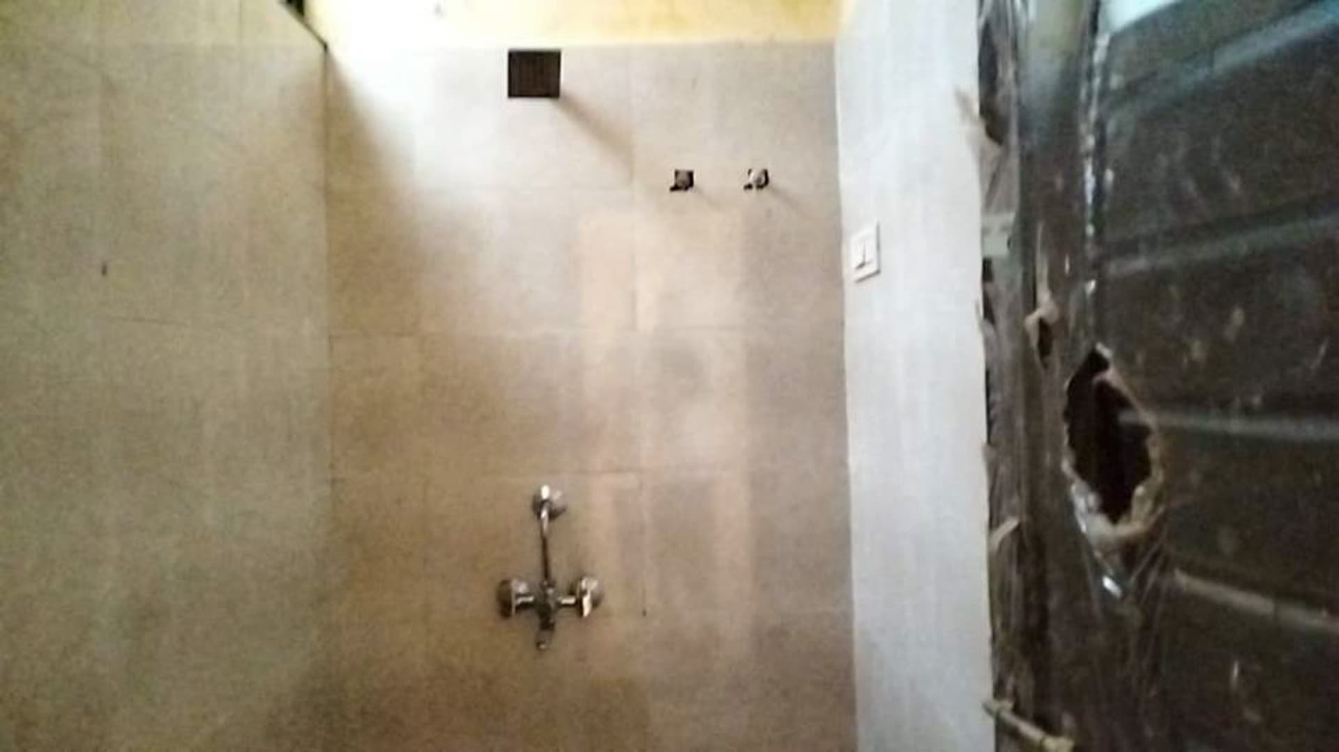 Property Photos 12