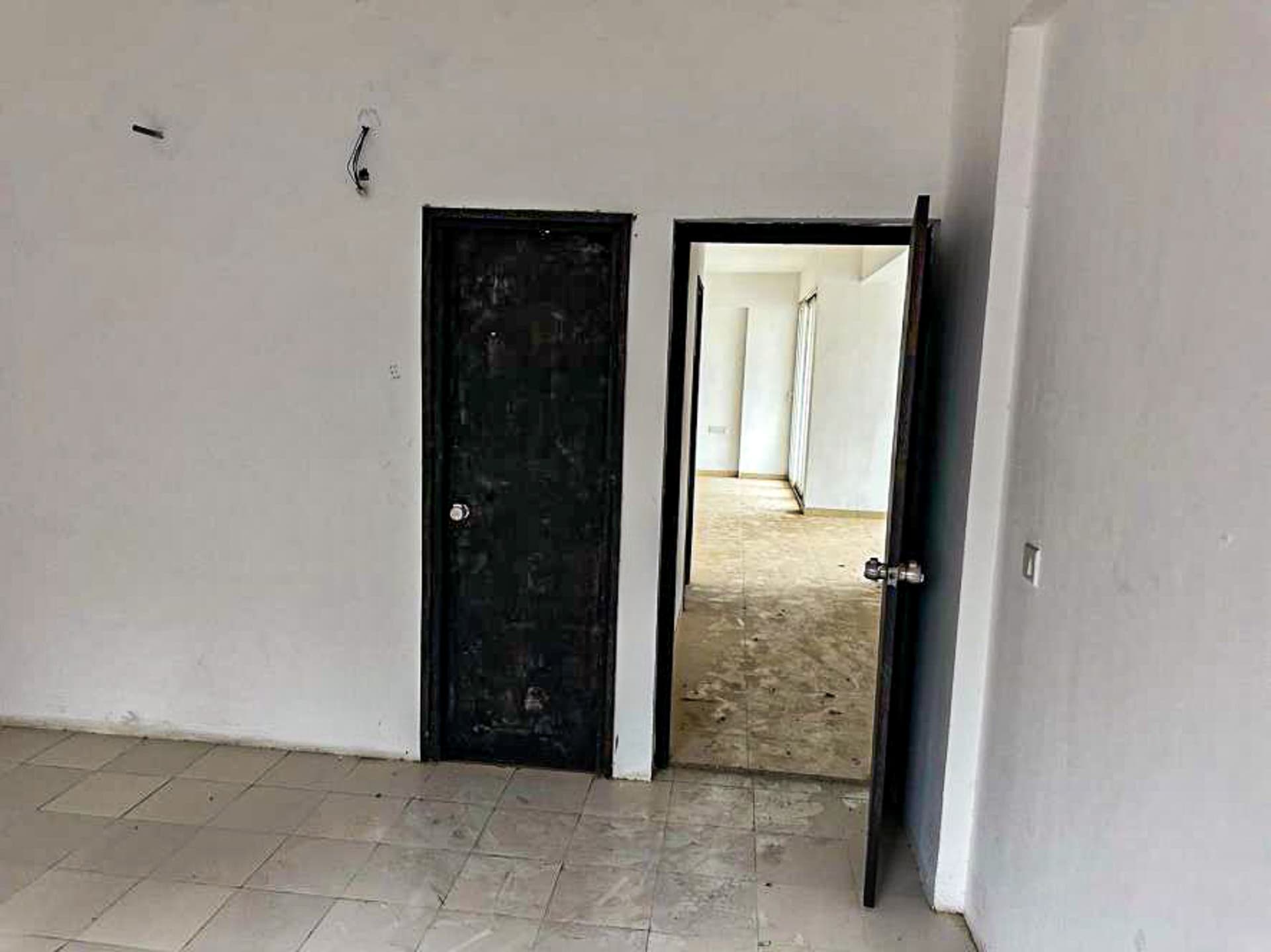 Property Photos 8