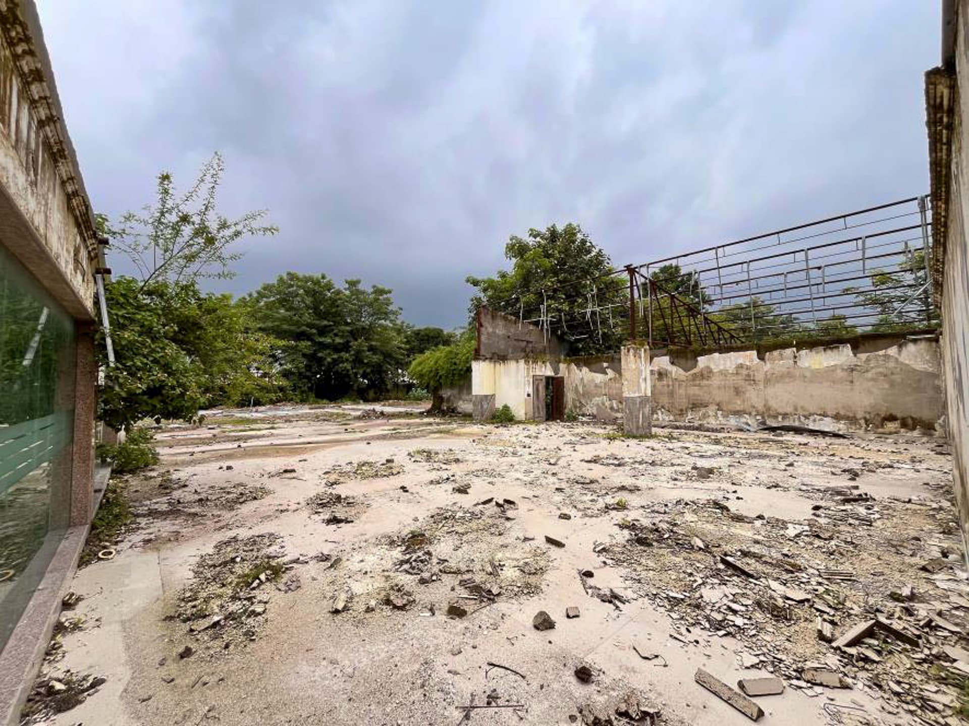 Property Photos 33