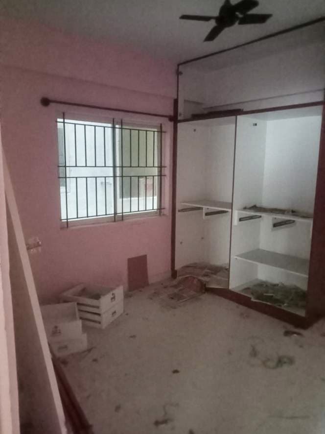 Property Photos 6