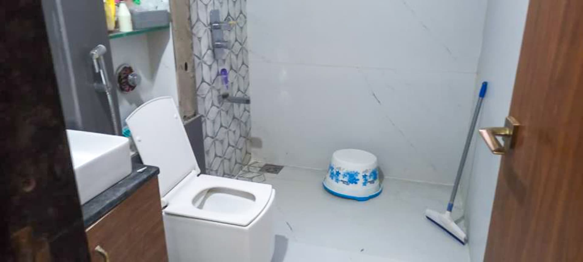Property Photos 5
