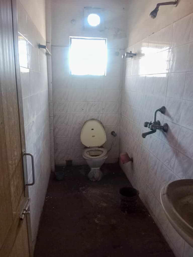 Property Photos 5