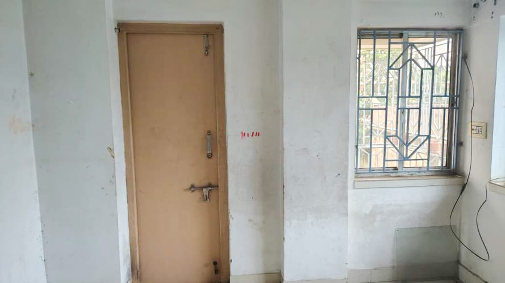 Property Photos 12