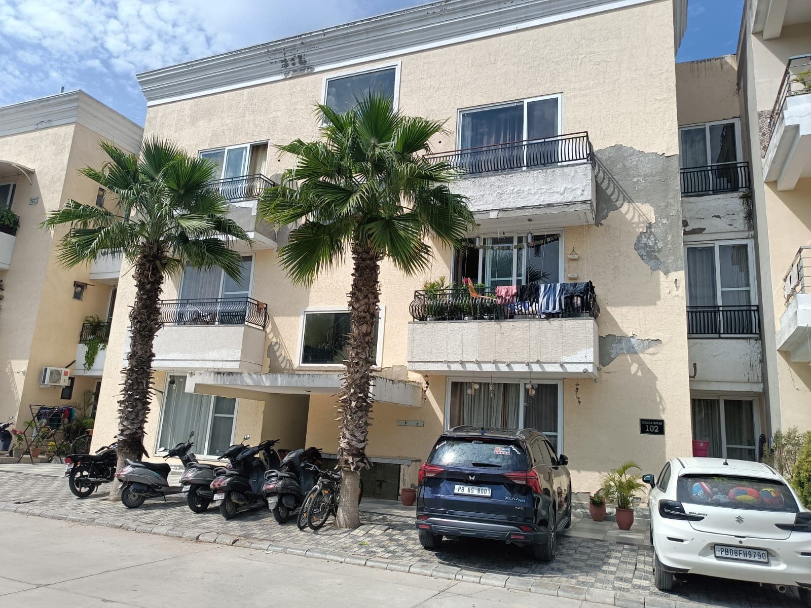 Property Photos 6