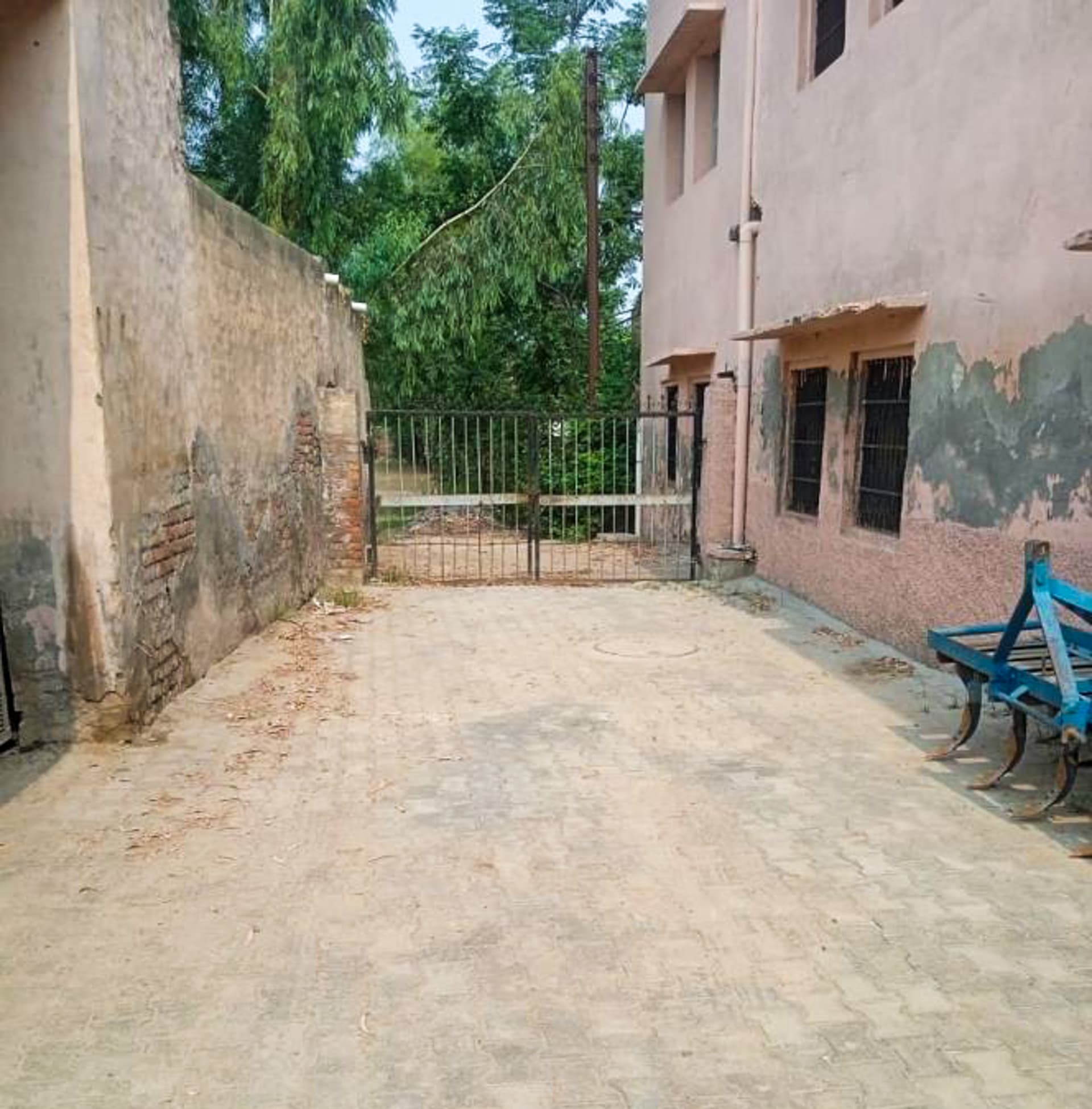 Property Photos 6