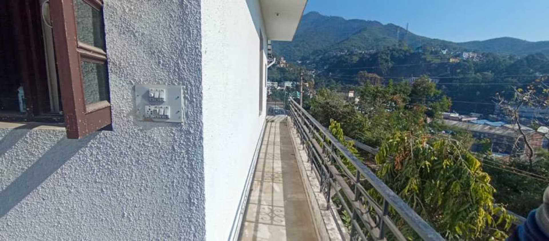 Property Photos 5
