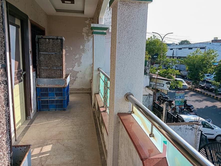 Property Photos 7