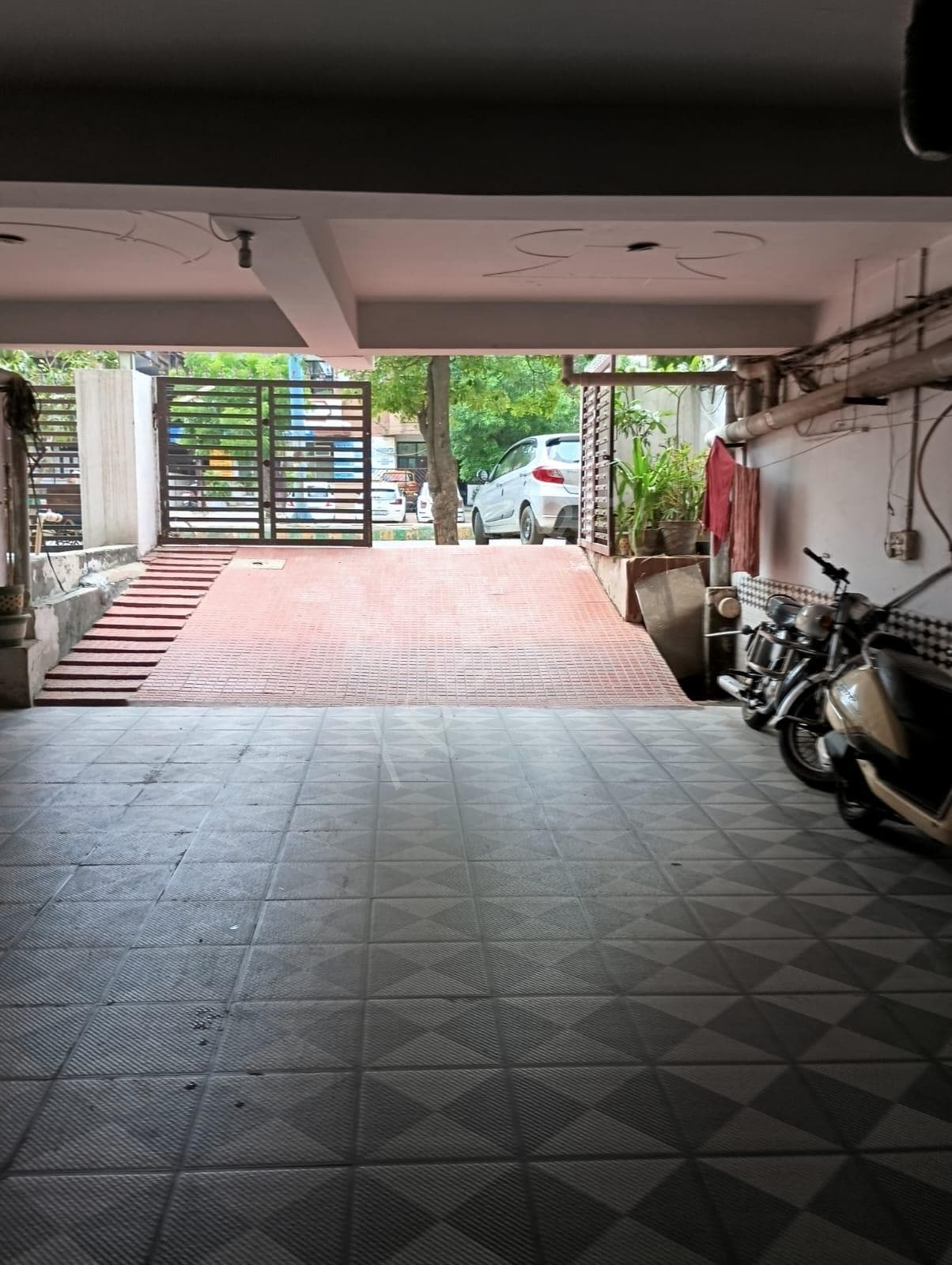 Property Photos 5