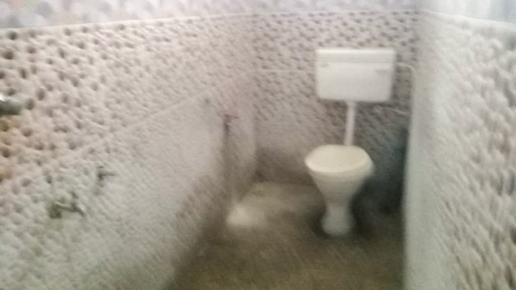Property Photos 6