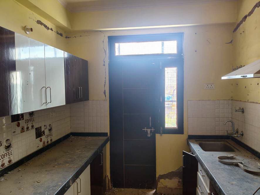 Property Photos 30