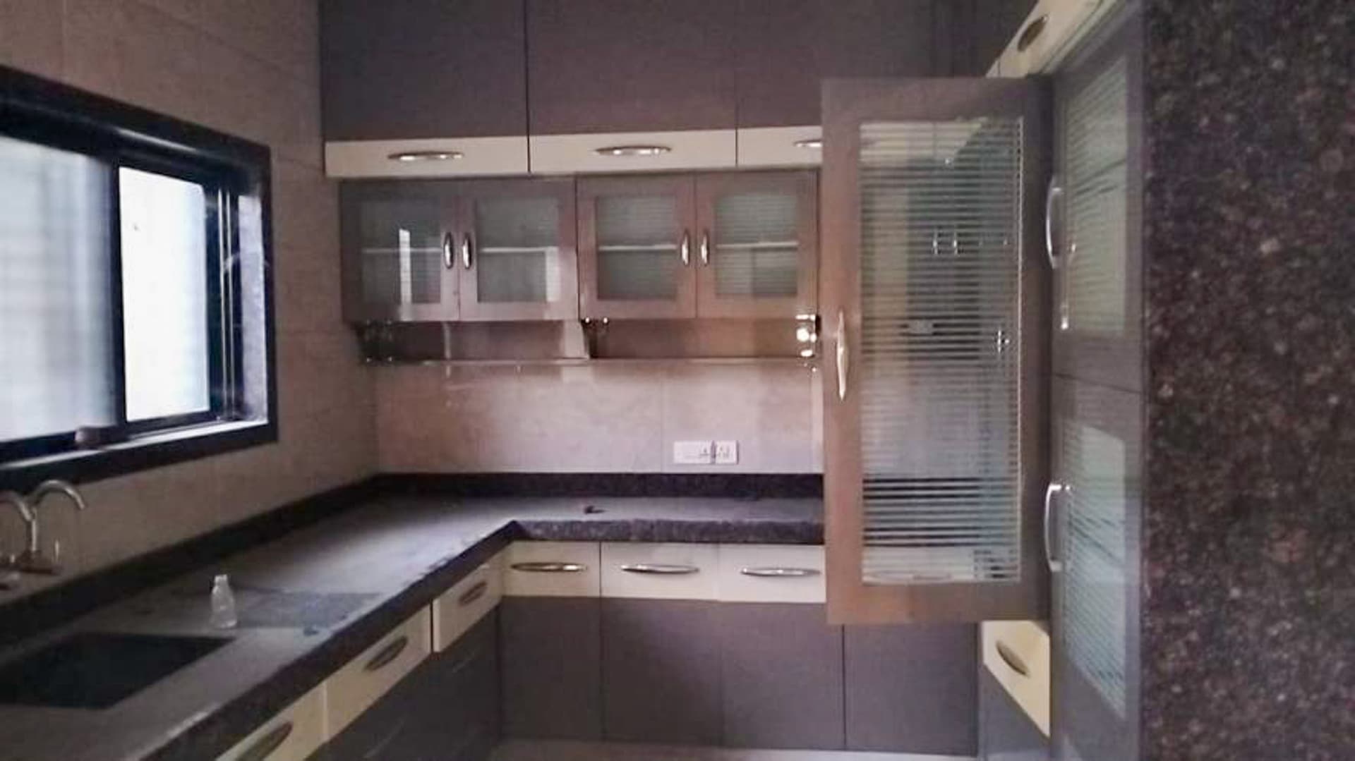 Property Photos 43