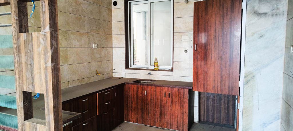 Property Photos 8