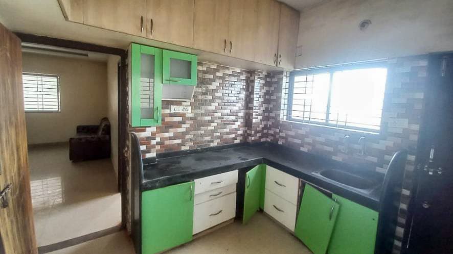 Property Photos 5