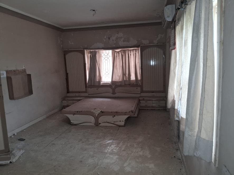 Property Photos 18
