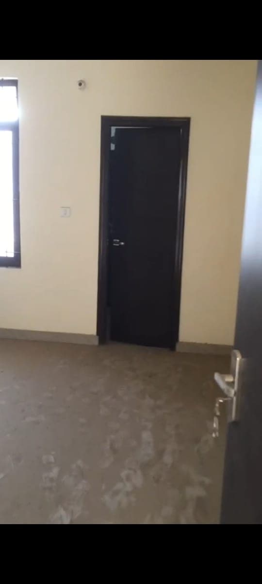 Property Photos 4