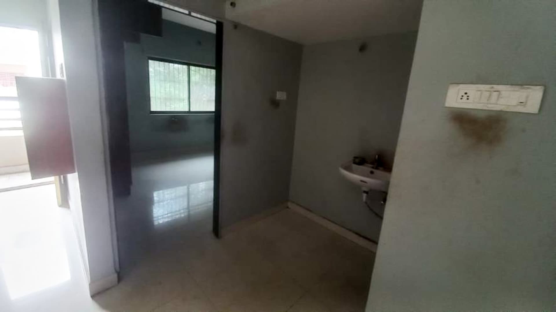 Property Photos 35