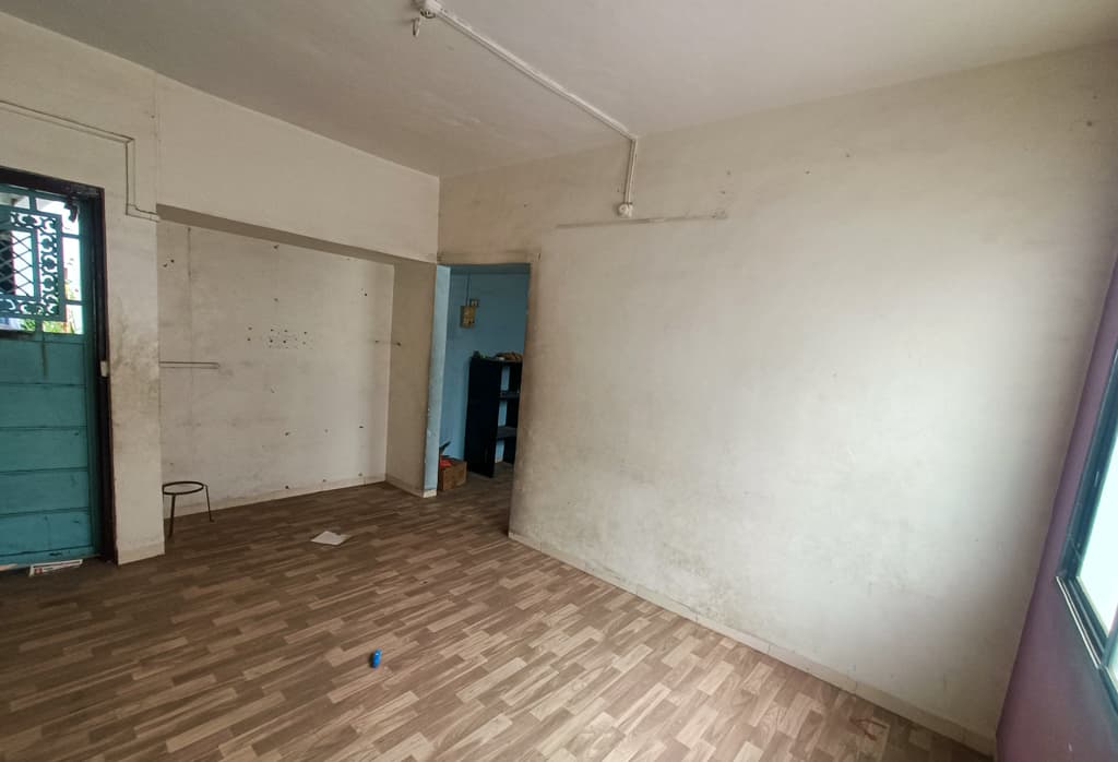 Property Photos 16