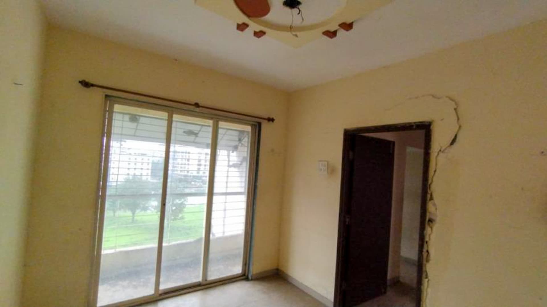 Property Photos 25