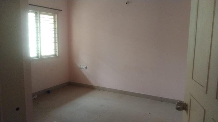Property Photos 11