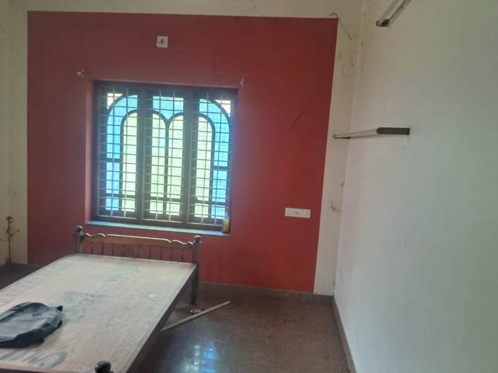 Property Photos 6