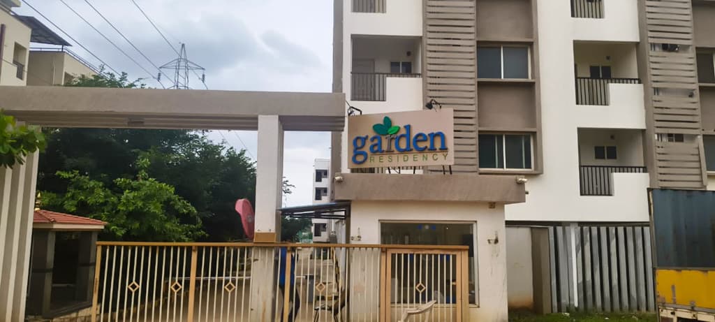 Property Photos 7