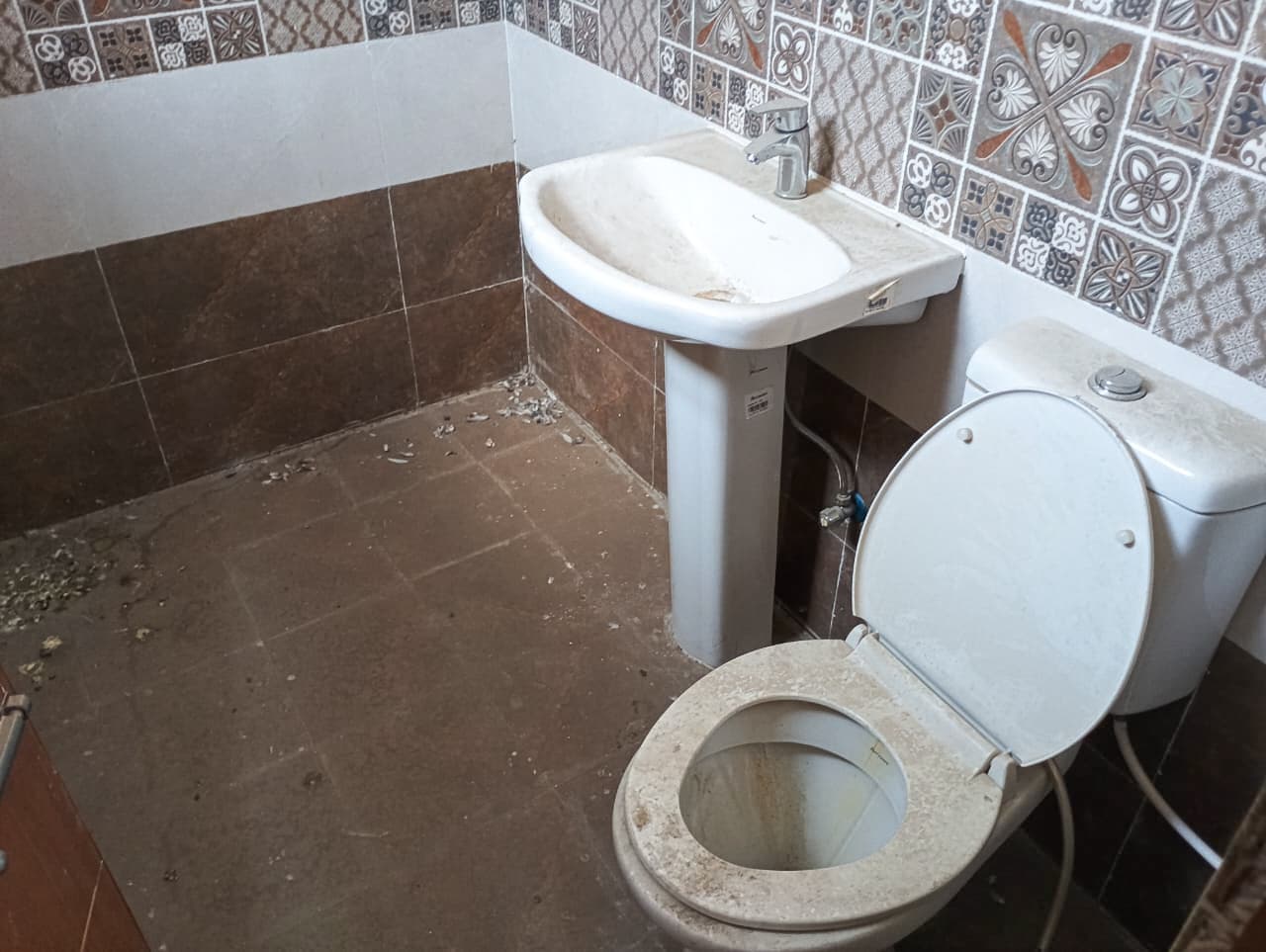 Property Photos 17