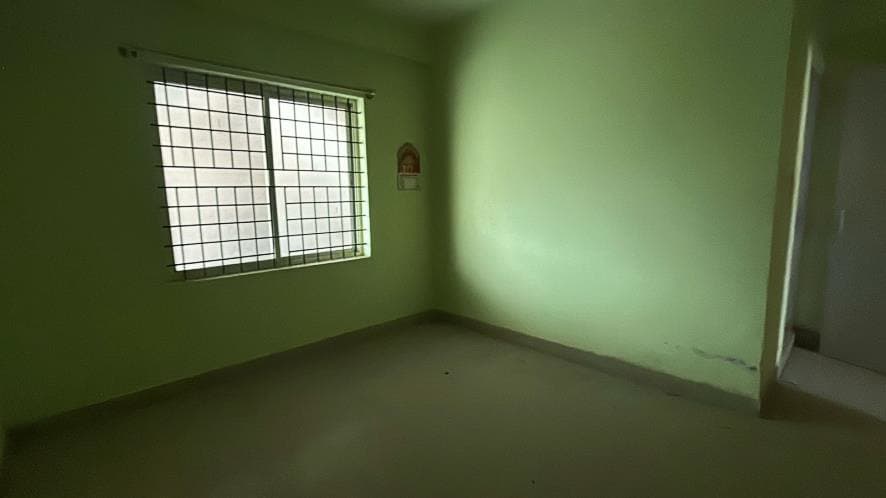 Property Photos 12