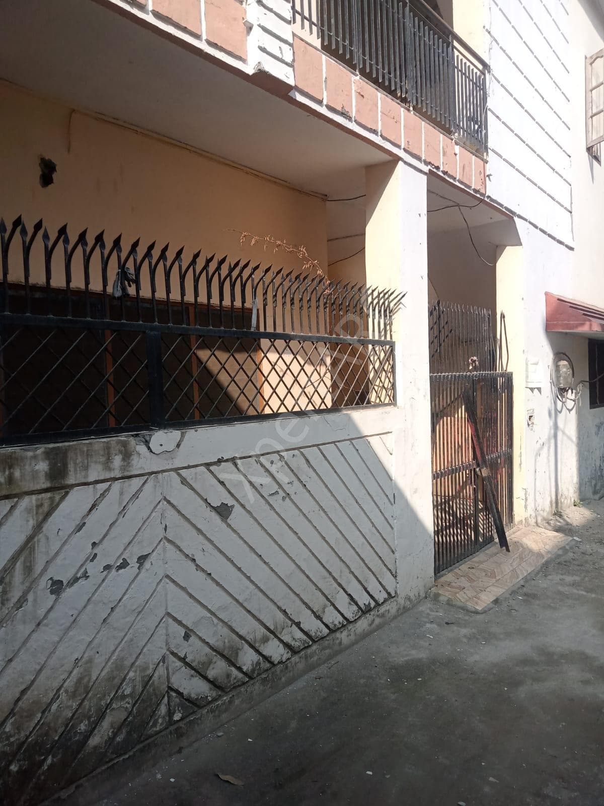 Property Photos 8