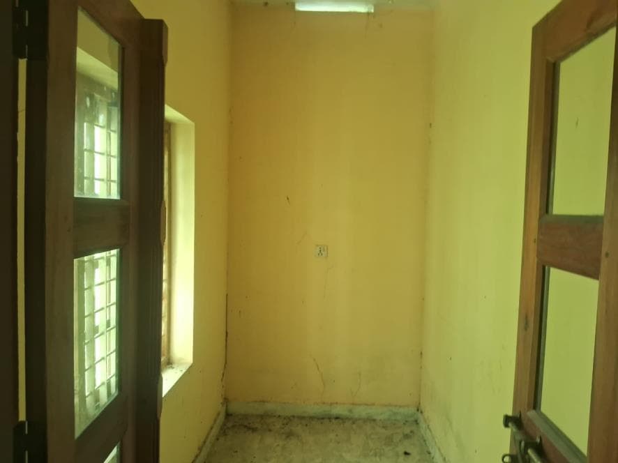 Property Photos 18