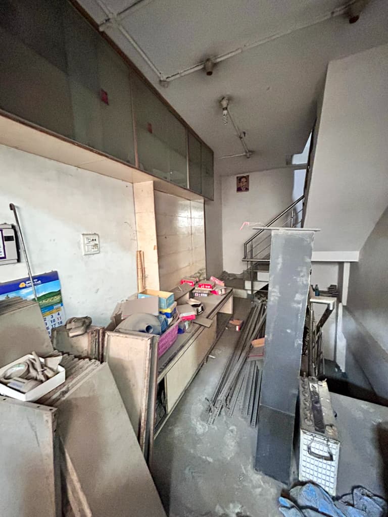 Property Photos 6