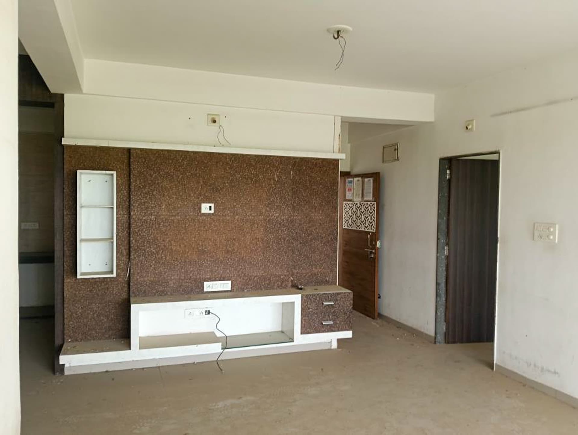 Property Photos 78