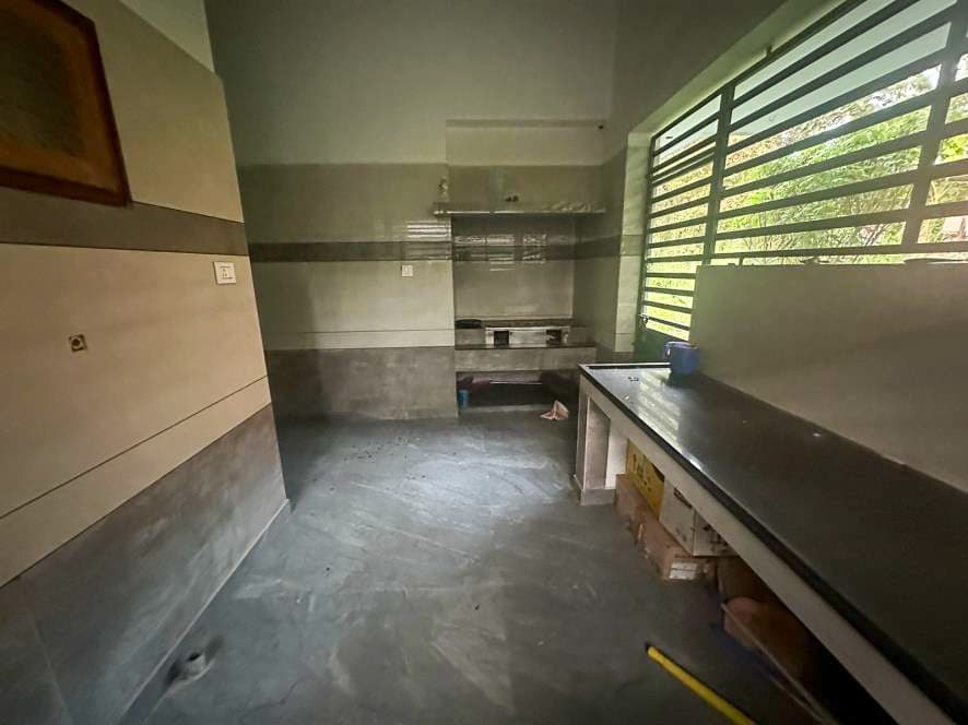 Property Photos 6