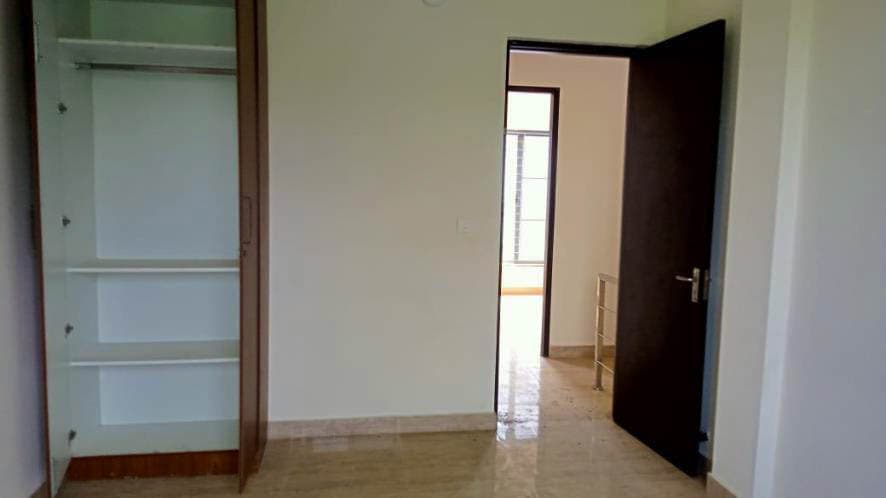 Property Photos 9