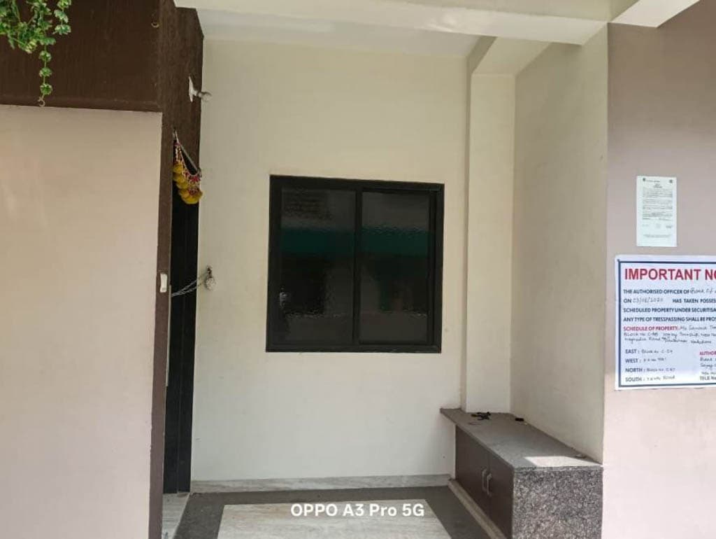 Property Photos 25