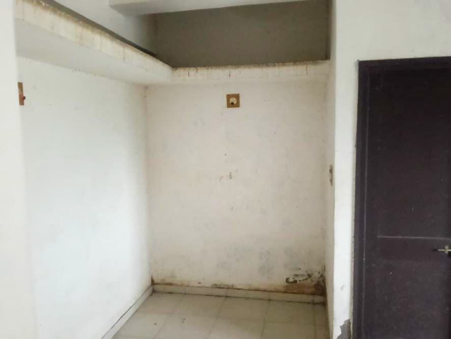 Property Photos 16