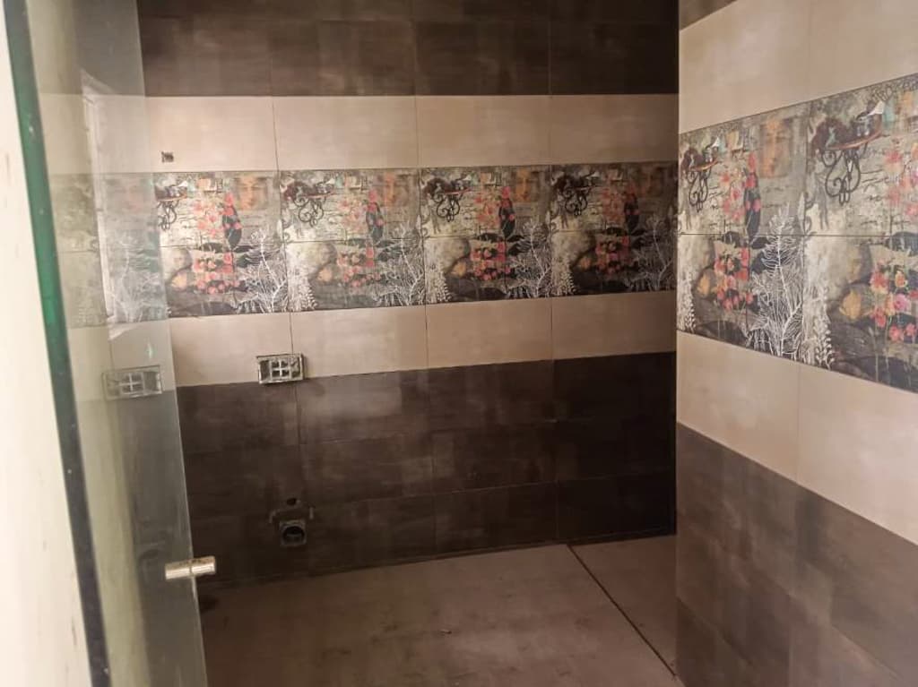 Property Photos 15
