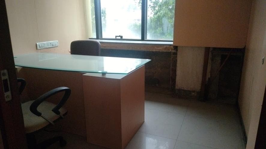 Property Photos 23