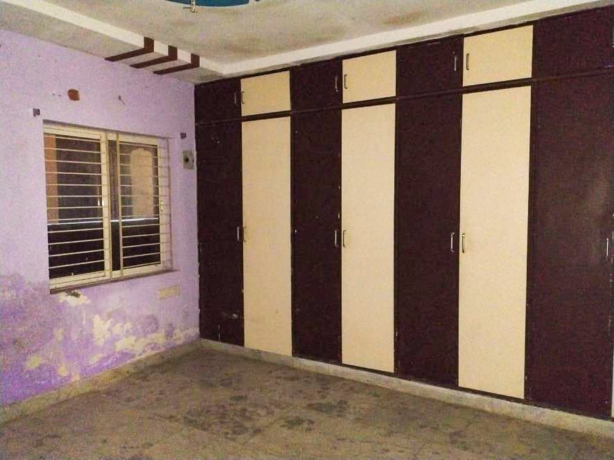 Property Photos 8