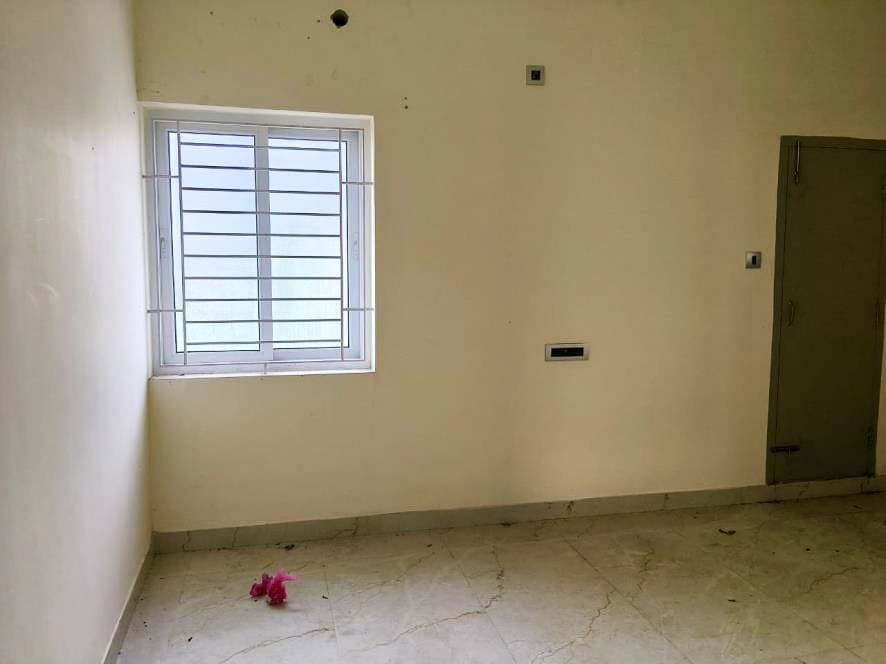 Property Photos 9