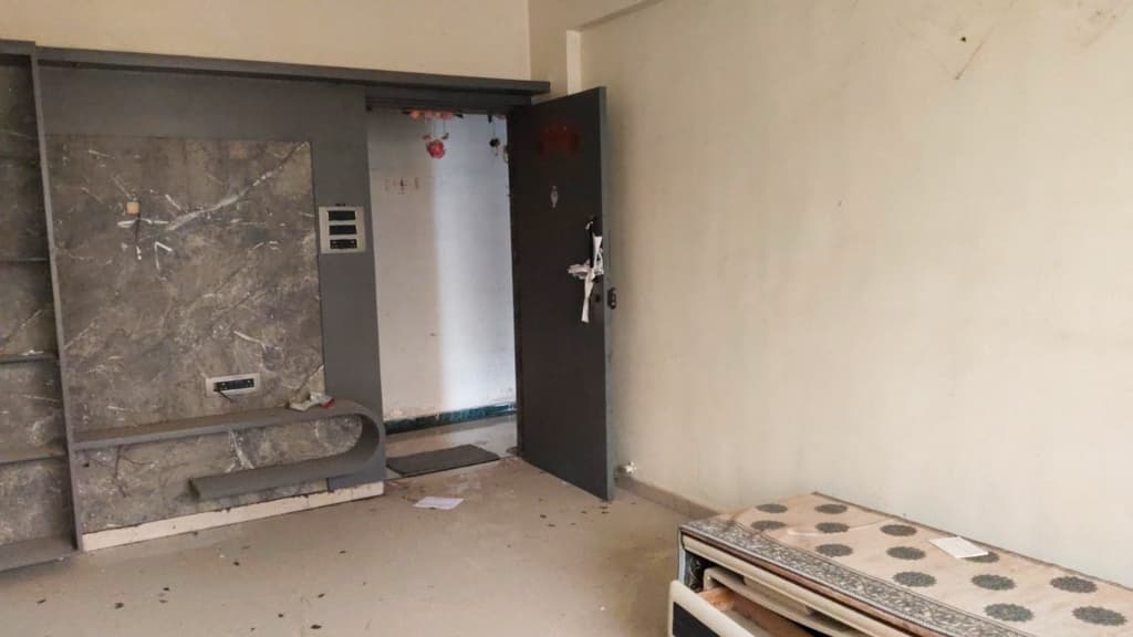 Property Photos 8