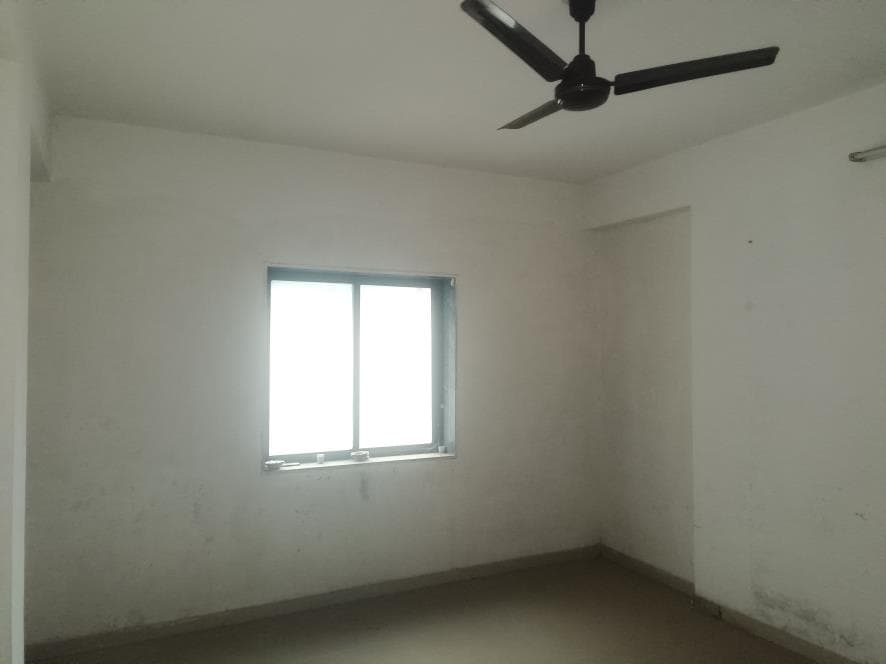 Property Photos 9