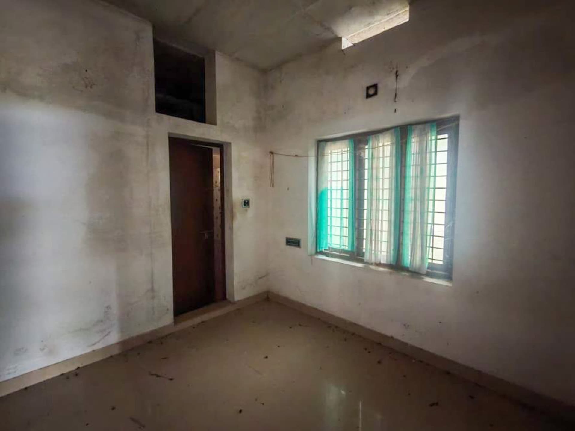 Property Photos 18