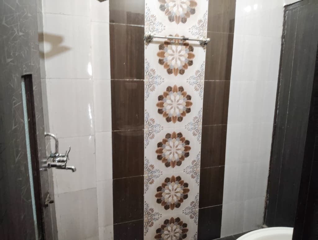 Property Photos 6