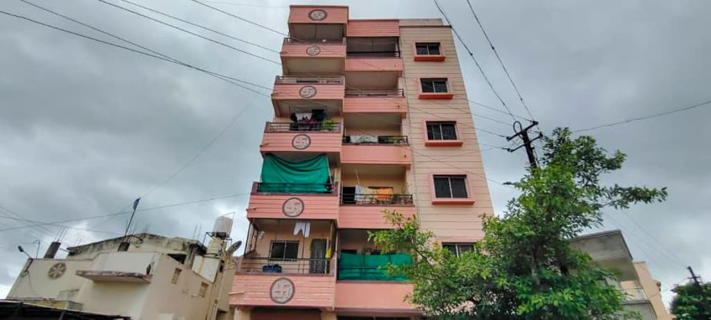 Property Photos 17