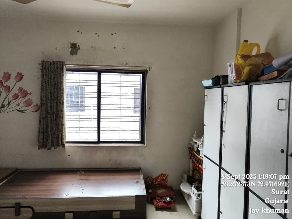 Property Photos 6