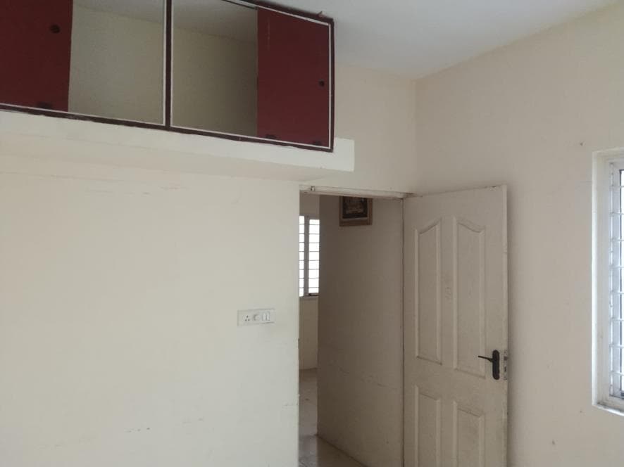 Property Photos 14