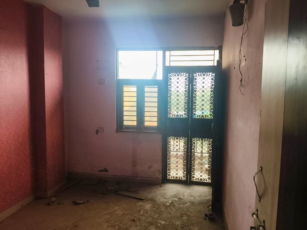 Property Photos 17